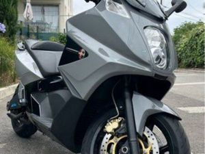 SCOOTER GP 800 2013