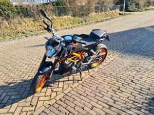 KTM 390 DUKE BJ2014 30KW = A2 RIJBEWIJS. — MOTOREN | KTM — MARKTPLAATS