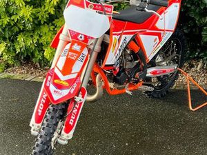 MOTO CROSS 85