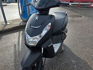 SCOOTER PEUGEOT KISBEE 50 CC