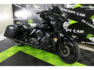 HARLEY DAVIDSON STREET GLIDE CVO 110