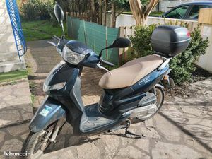 SCOOTER PEUGEOT TWEET