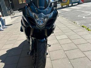 ② SUZUKY GSXR 1000 ANNÉE 2010 40000KM