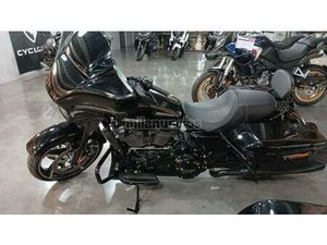 HARLEY DAVIDSON - STREET GLIDE SPECIAL