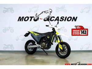 HUSQVARNA - 701 SUPERMOTO