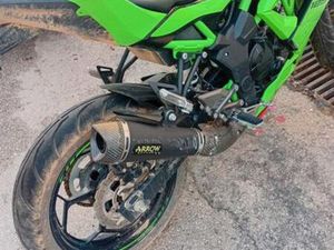 KAWASAKI - NINJA