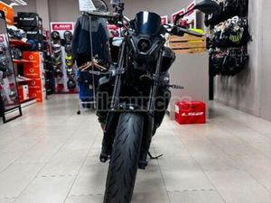 YAMAHA - MT 09