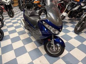 SUZUKI - BURGMAN 200