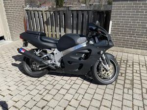 1998 SUZUKI GSXR 750