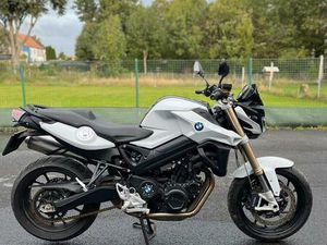 ② F 800 R