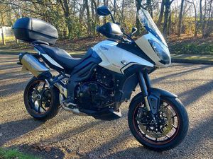 TRIUMPH TIGER 1050 SPORT ADVENTURE PETROL MANUAL (125 PS) 1050 CC