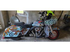 HARLEY-DAVIDSON ROAD GLIDE