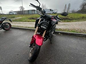 HONDA CB125R 2023