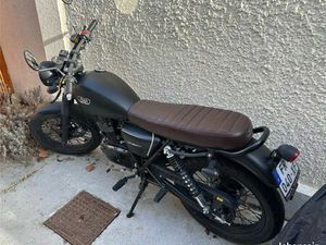 MOTO MASH 125 CAFÉ RACER