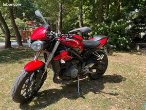 STREET TRIPLE S 765