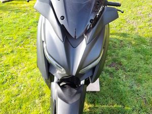 SCOOTER XMAX 125 IRON MAX