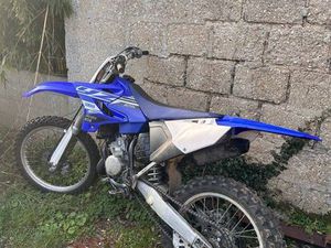 125 YZ