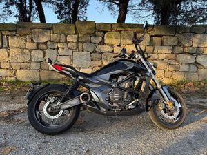 VENDO ZONTES 310V - 2021 - 24.000KM CHARNECA DE CAPARICA E SOBREDA