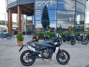 HUSQVARNA SVARTPILEN 801