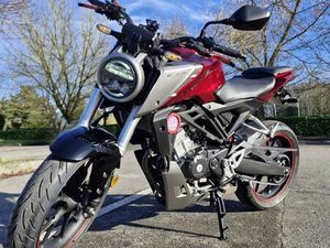 HONDA CB125R