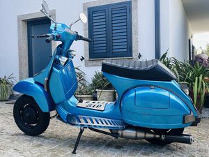VESPA PX125 RESTAURADA