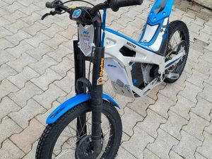 MOTO TRIAL ELECTRIQUE NEUTRA K3