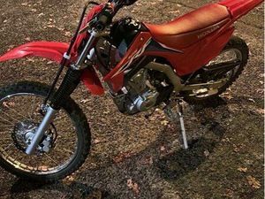 125 CRF