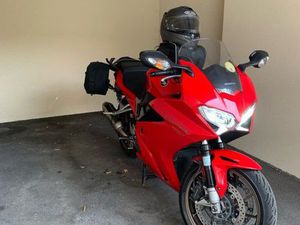 HONDA VFR 800 VTEC 2016