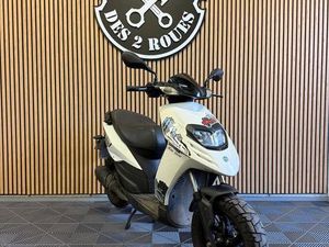 PIAGGIO TYPHOON 50 CM3 REGLEMENT POSSIBLE EN 4-10 FOIS PAR CARTE BANCAIRE - LIVRAISON POSSIBLE