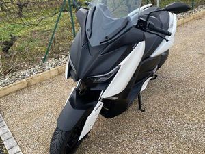 SCOOTER YAMAHA 300 XMAX