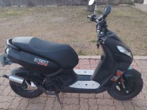 SCOOTER PEUGEOT STREETZONE