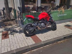 DUCATI - MONSTER 821
