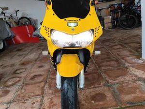 HONDA - CBR RR 900 FIREBLADE