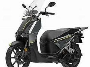 SUPER SOCO CPX ELECTRIC SCOOTER CANTON TESSIN -
