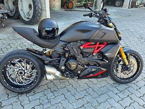 DIAVEL 1260S CANTON BERNE -