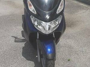 SUZUKI BURGMAN 150 CANTON TESSIN -