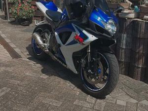 SUZUKI GSX-R