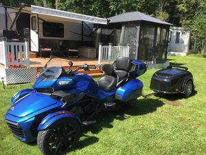 SPYDER À VENDRE AVEC OU SANS LA REMORQUE