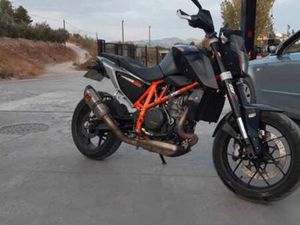 KTM - DUKE 690