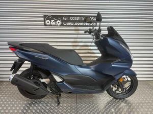 ② HONDA PCX 125 ABS 11KW + 1 AN GARANTIE + ENTRETIEN!