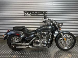 ② HONDA VTX1300 CUSTOM + 1 AN GARANTIE + ENTRETIEN GRATUIT!