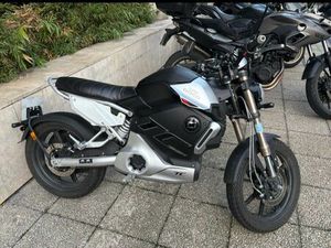MOTO ÉLECTRIQUE SUPER SOCO TC MAX