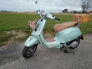② VESPA PRIMAVERA 125 CC PIC NIC