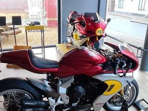 ② MV AGUSTA SUPERVELOCE 800 AGO