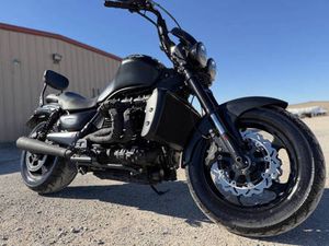 2014 TRIUMPH ROCKET III ROADSTER (ABS)
