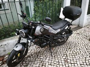 VENDE-SE BENELLI LEONCINO 125 CACÉM E SÃO MARCOS