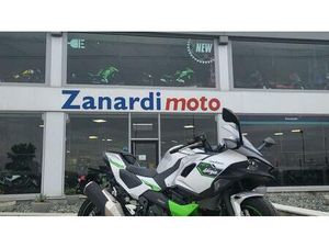 VENDO KAWASAKI NINJA 7 HYBRID (2024 - 25) USATA A RIVOLTA D'ADDA (CODICE 9922138) - MOTO.IT