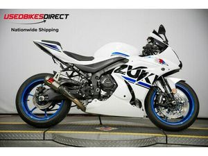 2017 SUZUKI GSX-R1000 - $12,999.00