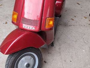 VESPA COSA 200