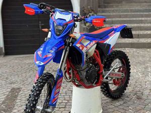 BETA RR 125 VENDO BETA RR 125 4T R 2025